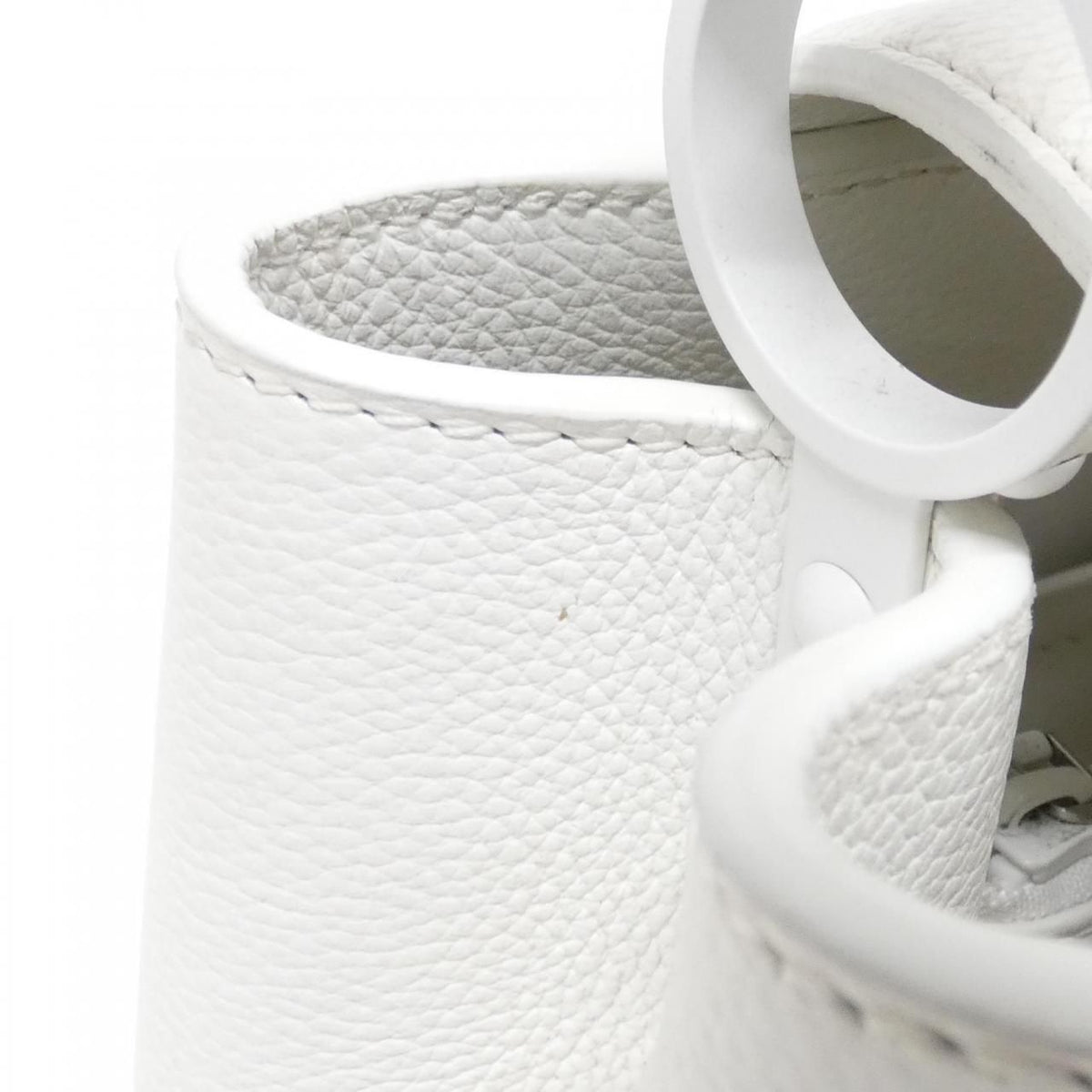 Louis Vuitton Capucines BB — view 4