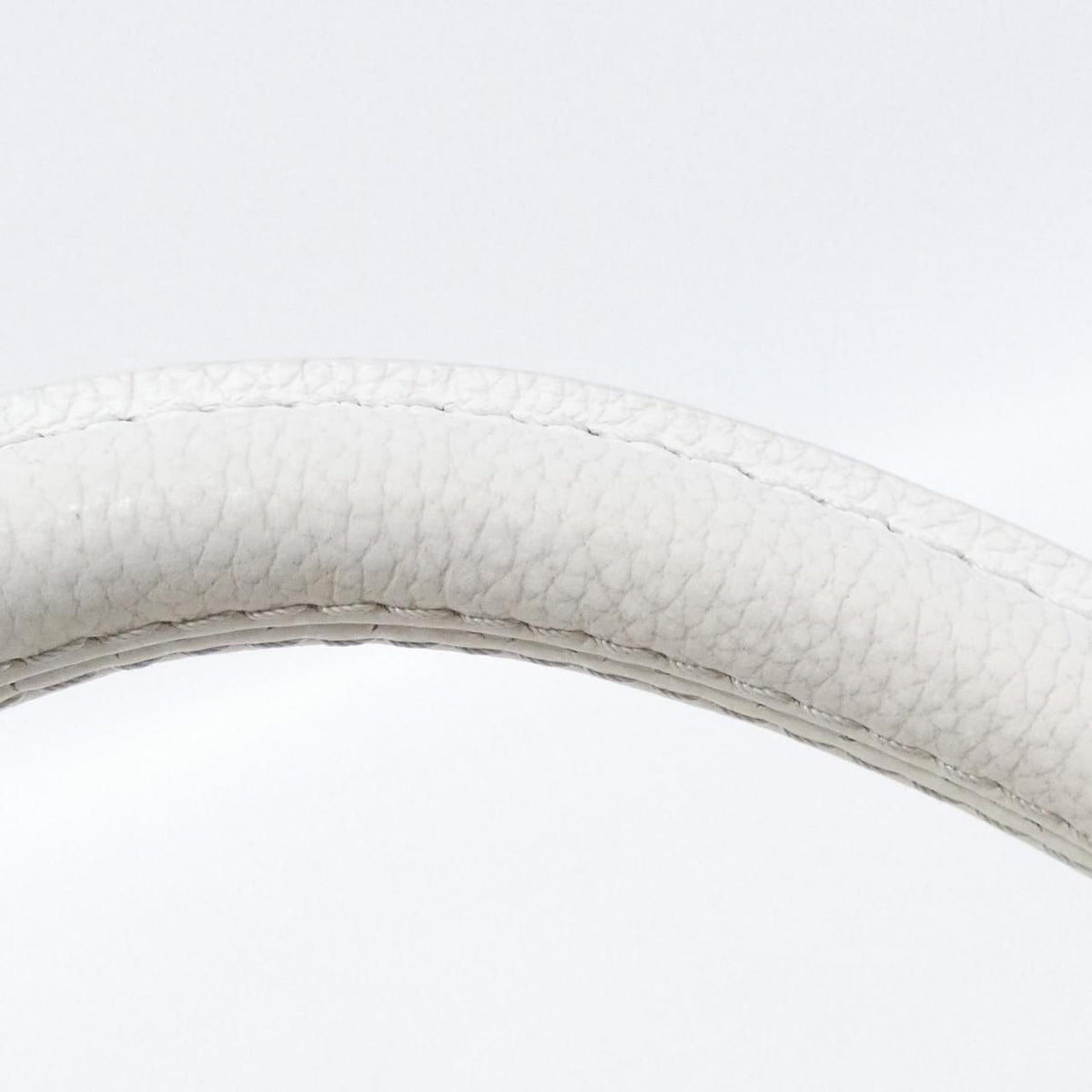 Louis Vuitton Capucines BB — view 6