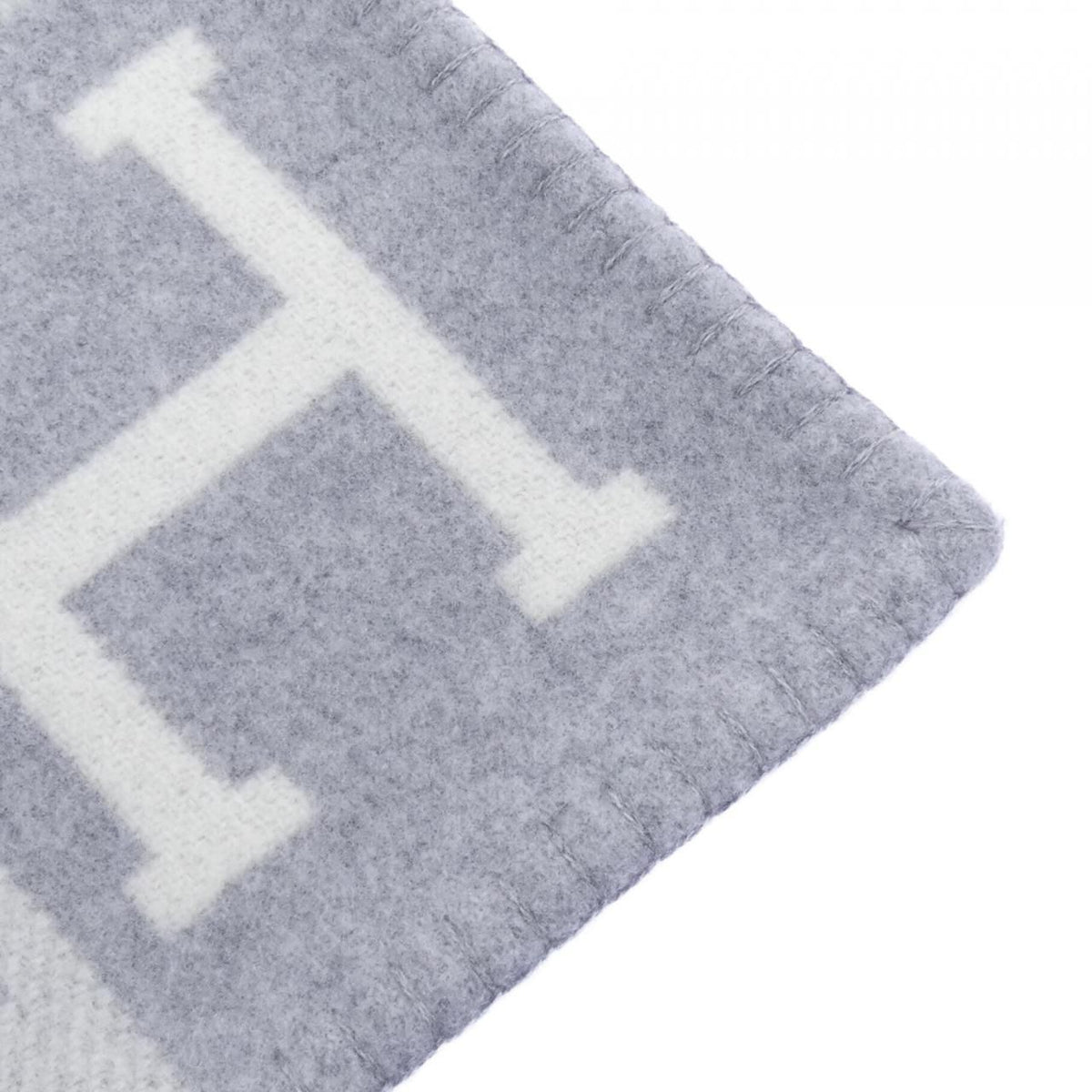Hermes Avalon III Blanket — view 2