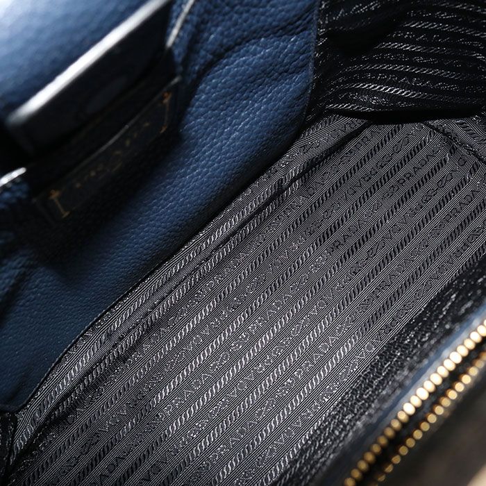 Prada Shoulder Bag Calfskin — view 3