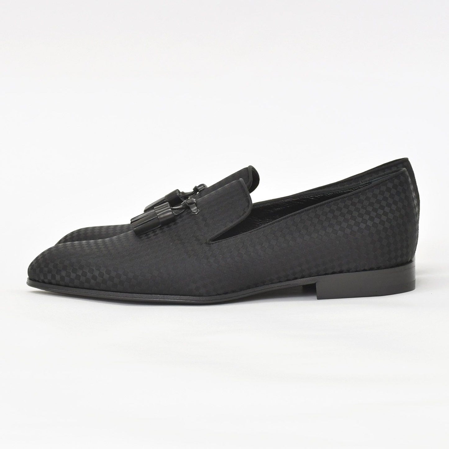 Louis Vuitton Moccasin Tassel Loafers Satin Business Shoes Black — view 2