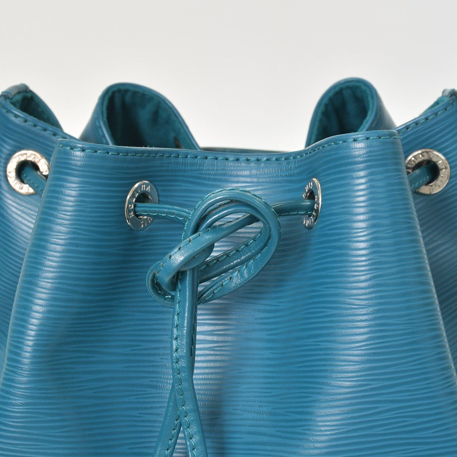 Louis Vuitton Vuittton Noe BB Blue Turquoise Shoulder Bag — view 5
