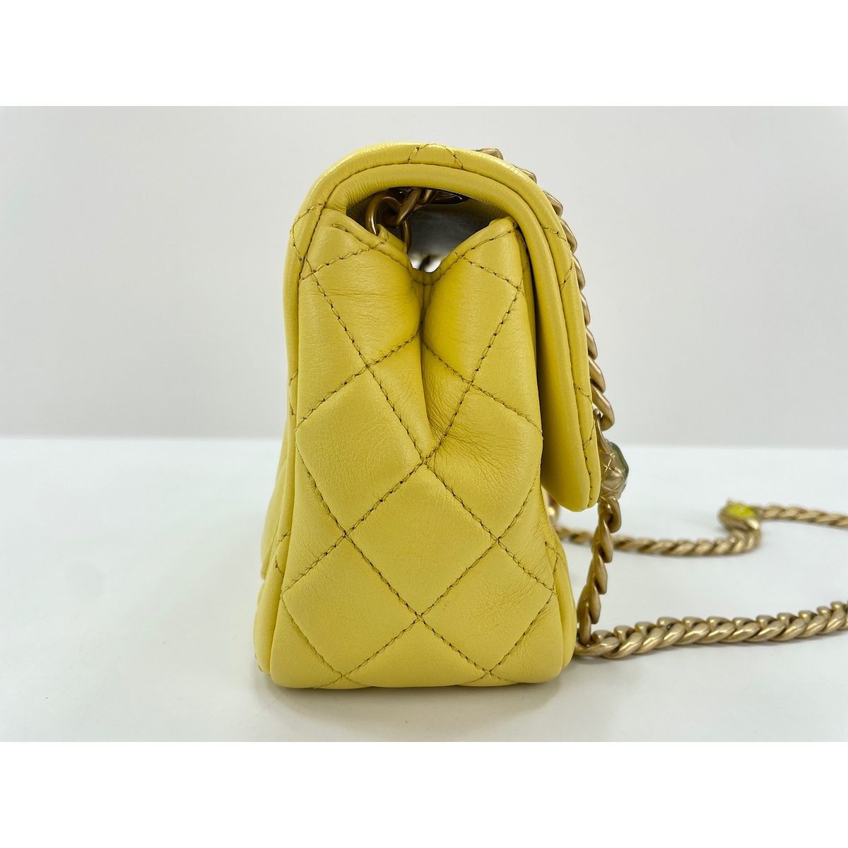 Chanel Shoulder Bag Mini Quilted — view 5