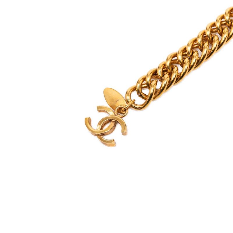 Chanel Vintage CC Logo Lion Motif Chain Belt Gold Plated — view 4