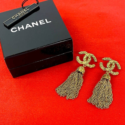 Chanel 93A With Rice Vintage CC Logo Tassel Earrings Gold