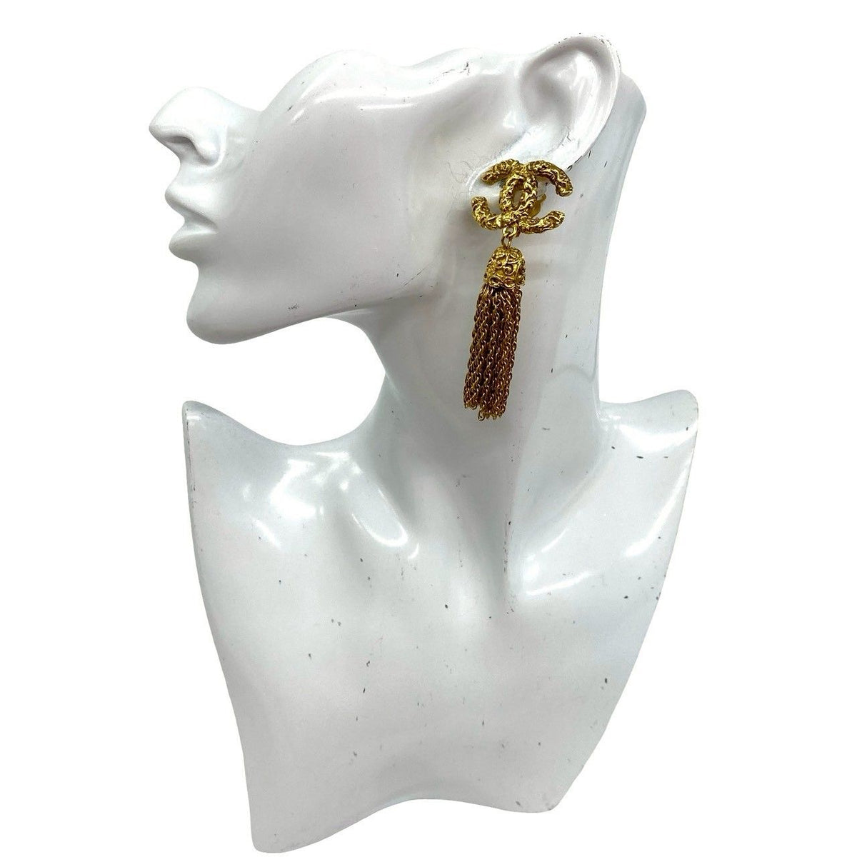 Chanel 93A With Rice Vintage CC Logo Tassel Earrings Gold — view 2