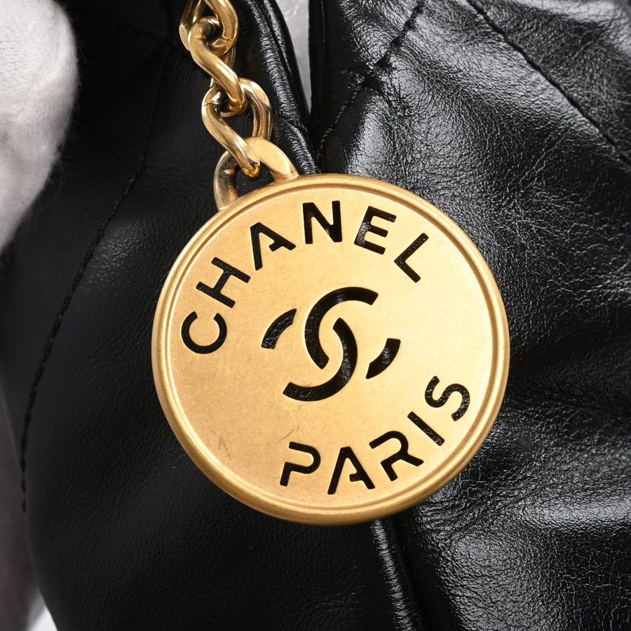 Chanel Shoulder Bag 22 Mini — view 7