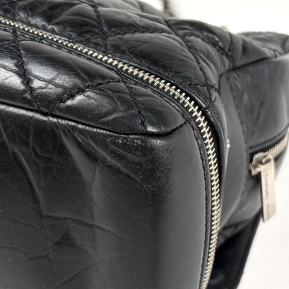 Chanel CC Logo Chain Shoulder Bag Leather Black — view 4