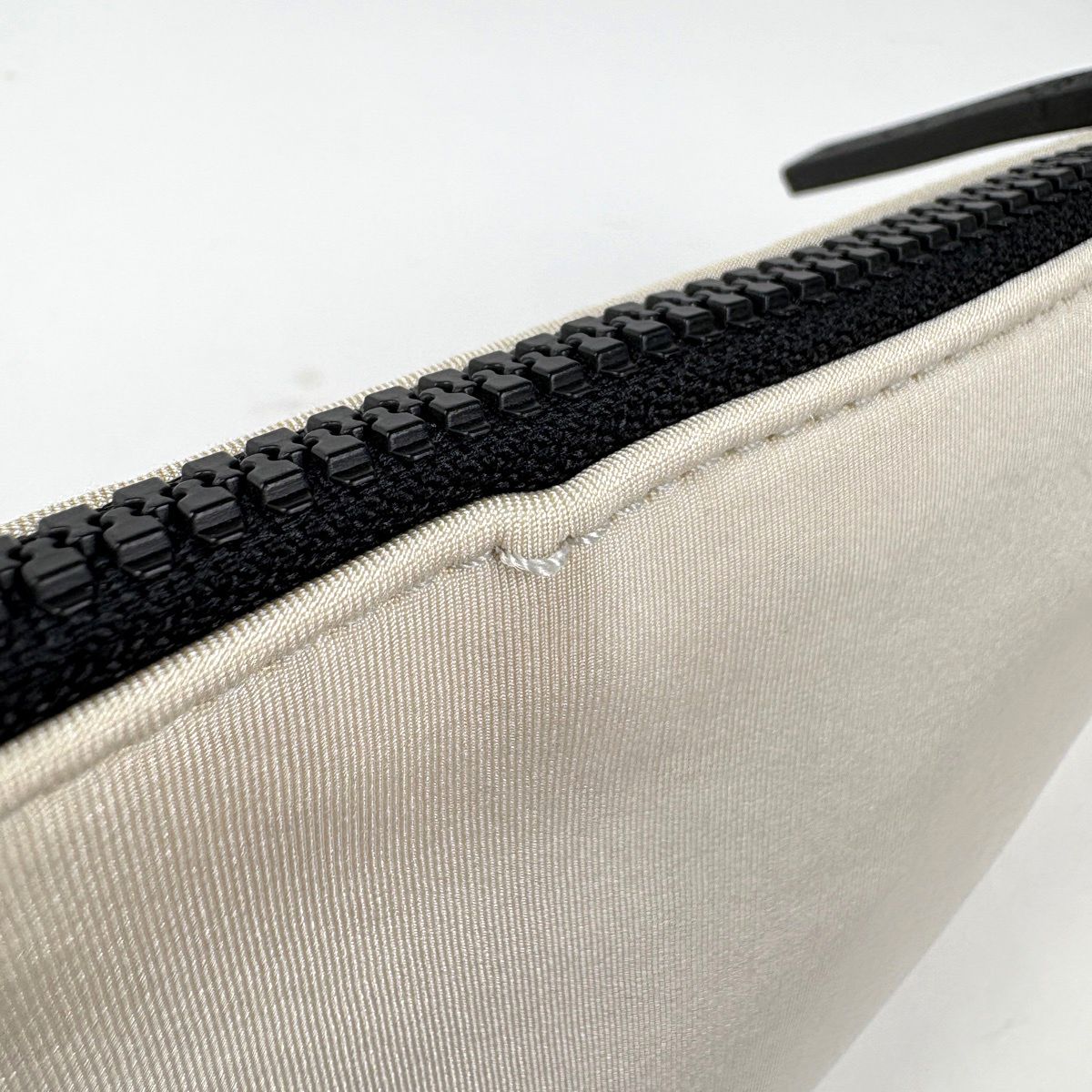 Chanel Sports Line Waist Bag CC Logo Fabric White Gray — view 4
