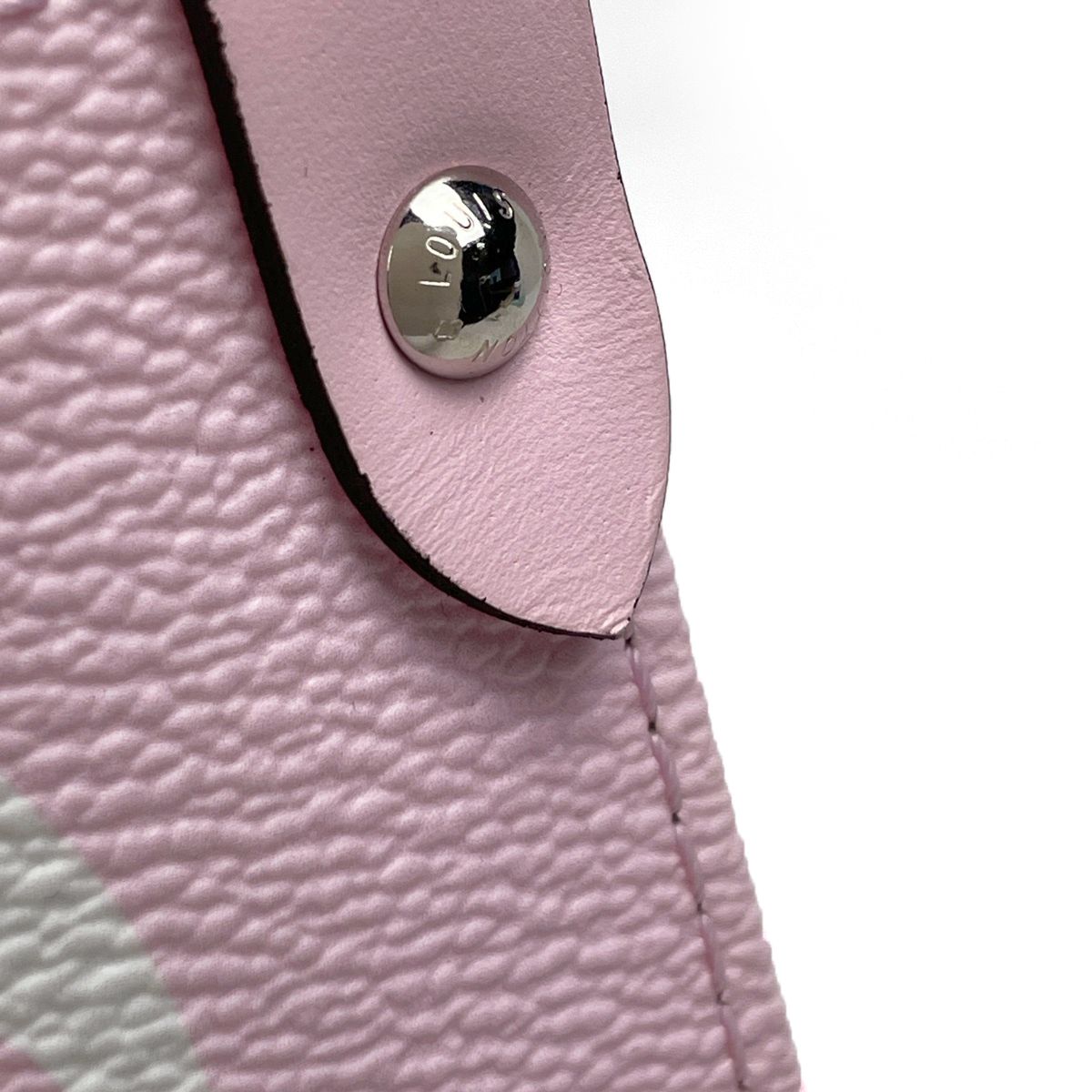 Louis Vuitton On The Go GM LV Escale Tote Bag Monogram Giant Pastel — view 5