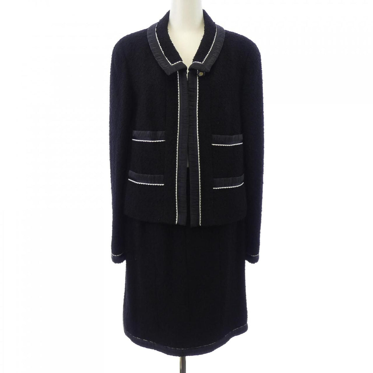 Chanel Vintage Suit Black