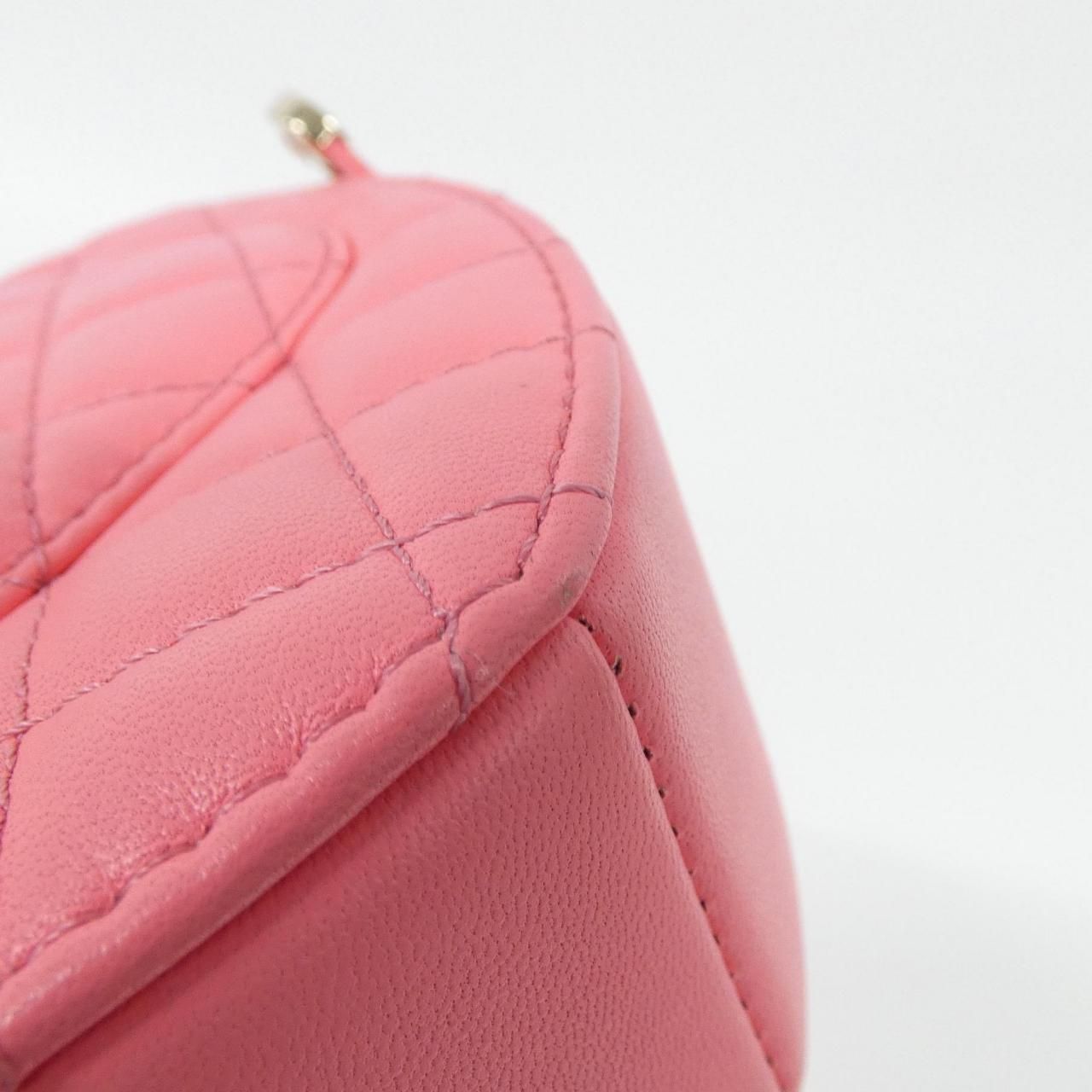 Chanel Shoulder Bag Pink — view 3