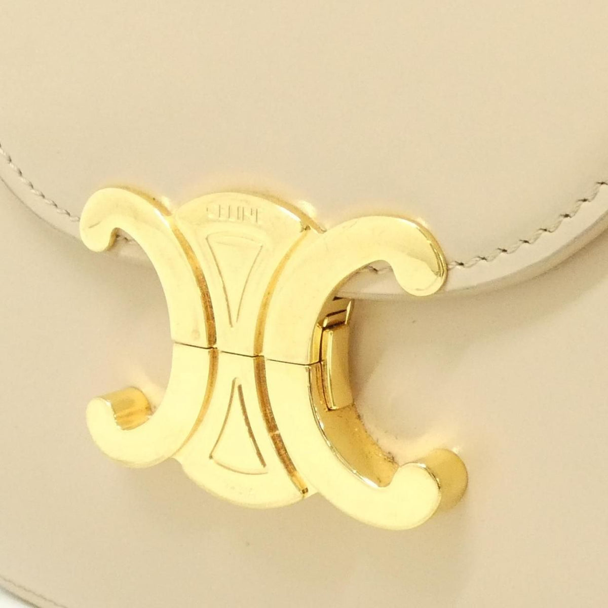 Celine Chain Besace Triomphe Shoulder Bag — view 4