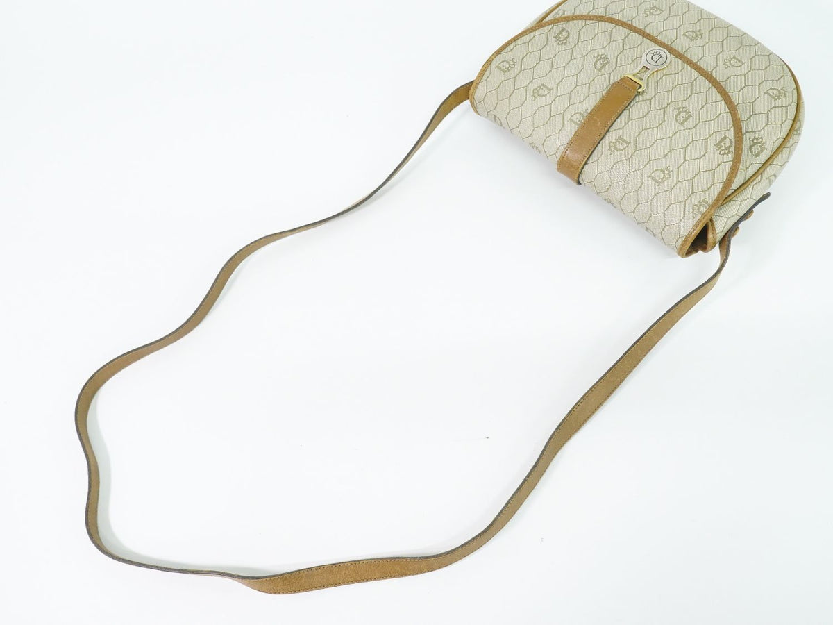 Dior Honeycomb Pattern Shoulder Bag Pochette Beige — view 4