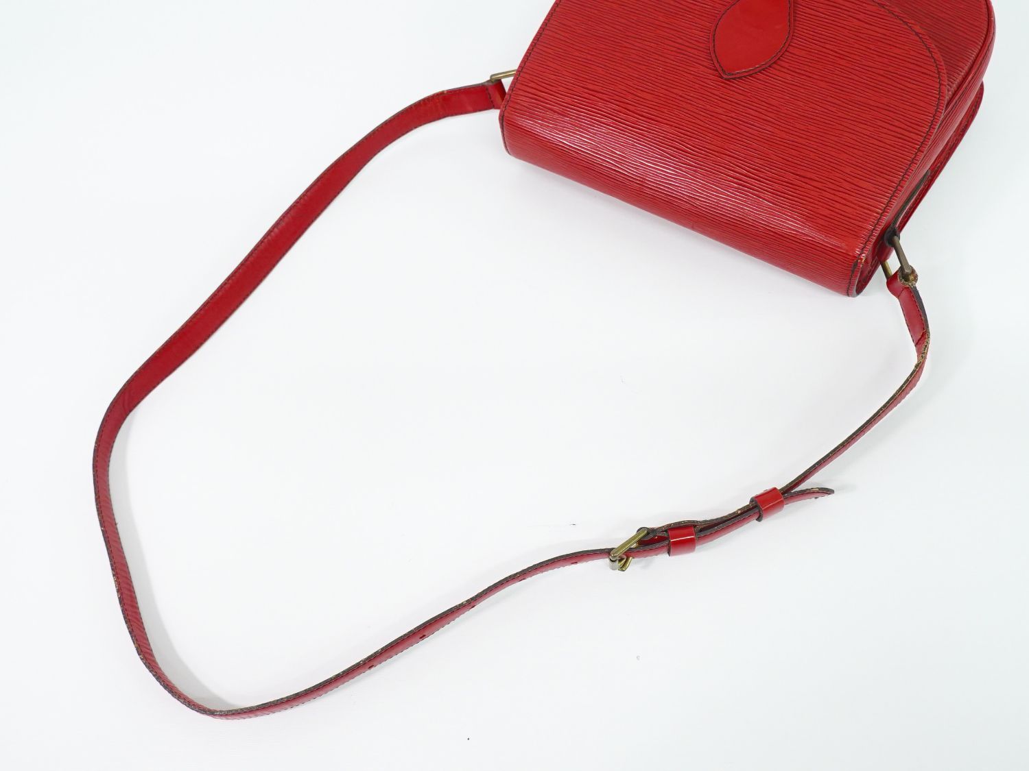 Louis Vuitton LV Saint Cloud GM Epi Leather Shoulder Bag Pochette Castilian — view 4