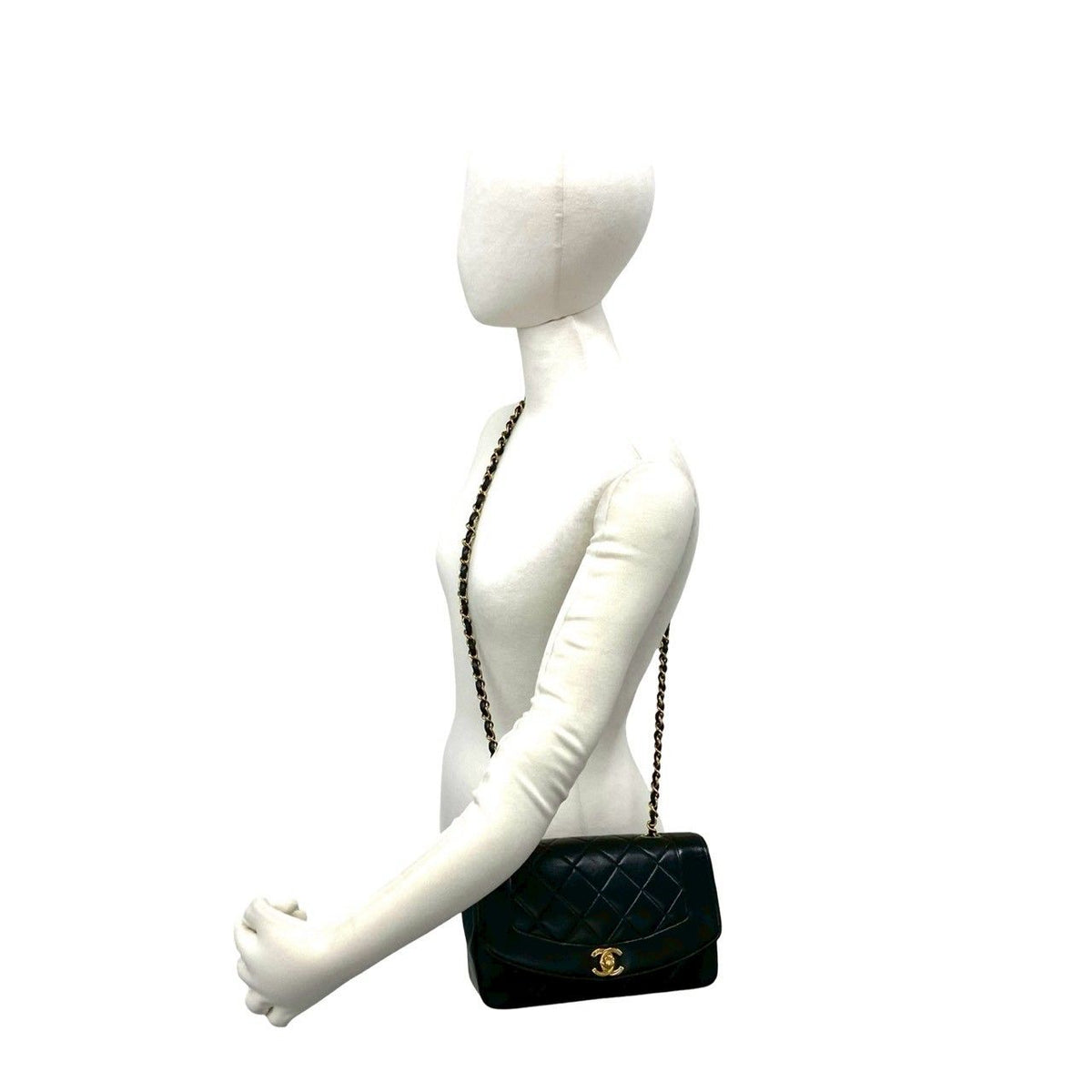 Chanel Card Present Diana Quilted CC Logo Lambskin Shoulder Bag Black — view 2