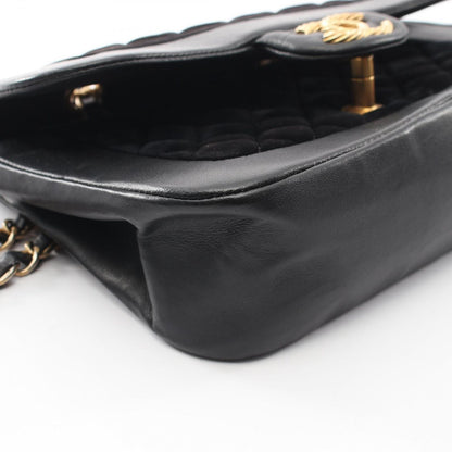 Chanel Shoulder Bag Quilted Black Lambskin Fabric Chain — view 8