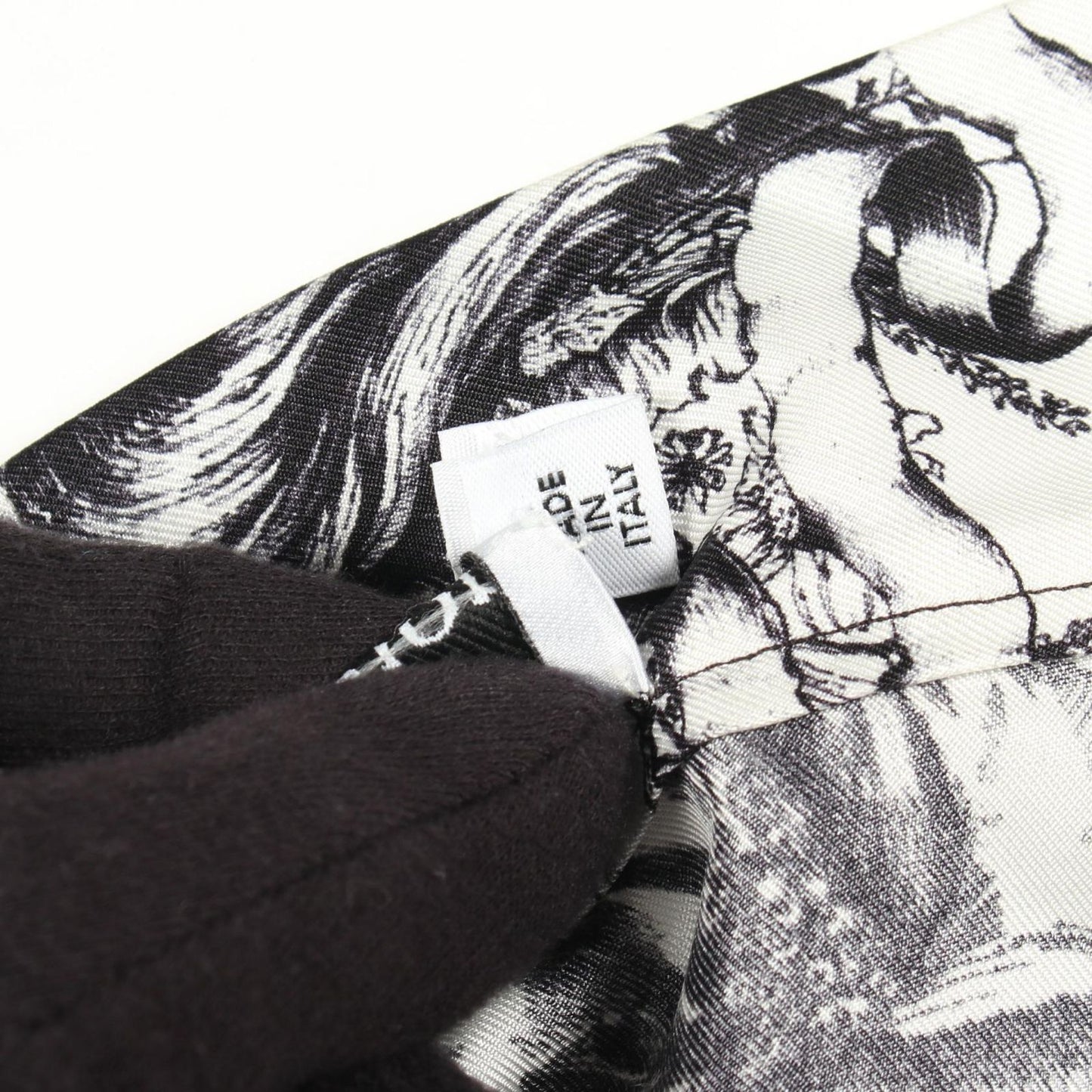 Dior Dress Chez Moi Zodiac Dressing Gown Silk Wrap — view 5