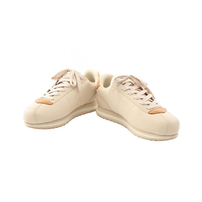 Louis Vuitton Sneakers LV Buttersoft Leather — view 3