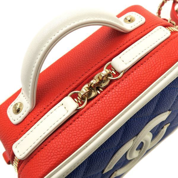 Chanel CC Shoulder Bag — view 4