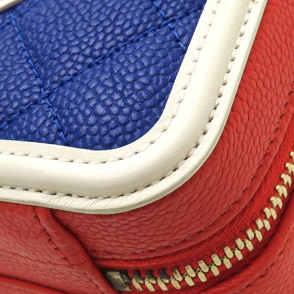 Chanel CC Shoulder Bag — view 6