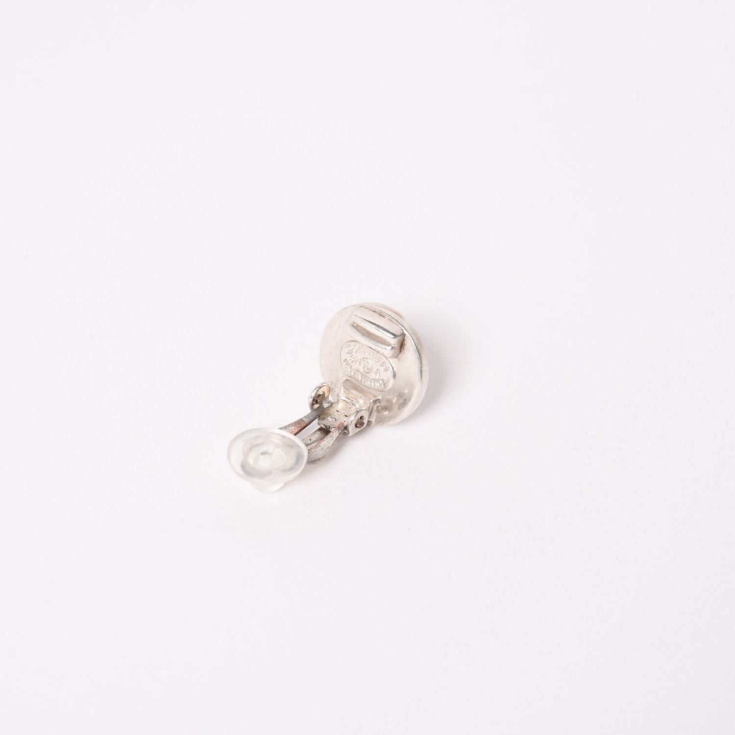 Chanel CC Logo Earrings 97 Button Metal Silver — view 5