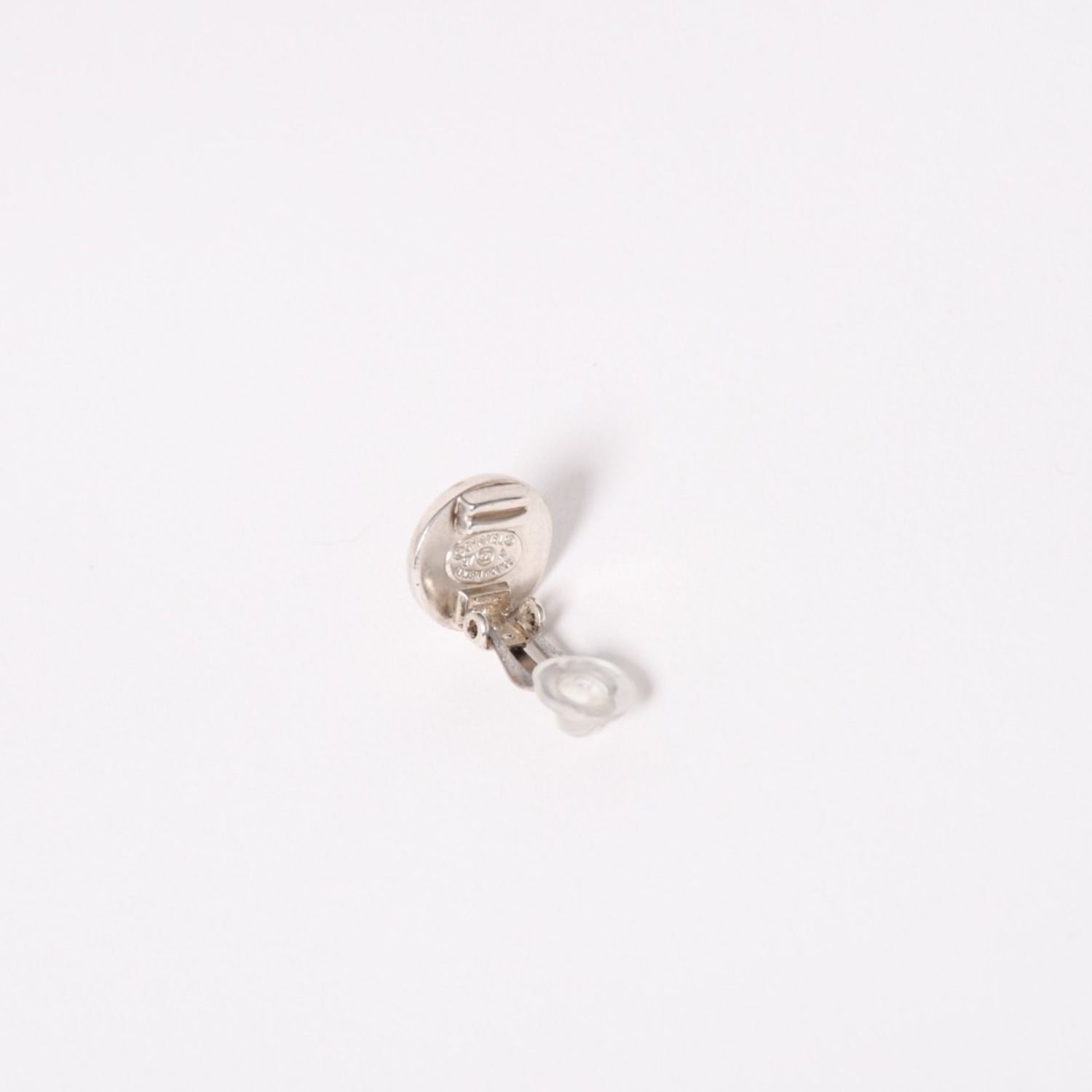 Chanel CC Logo Earrings 97 Button Metal Silver — view 6