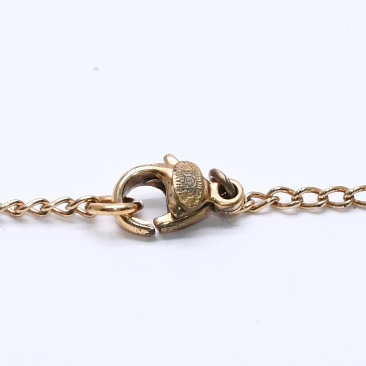 Chanel 03P Necklace CC Logo 03 Gold — view 7