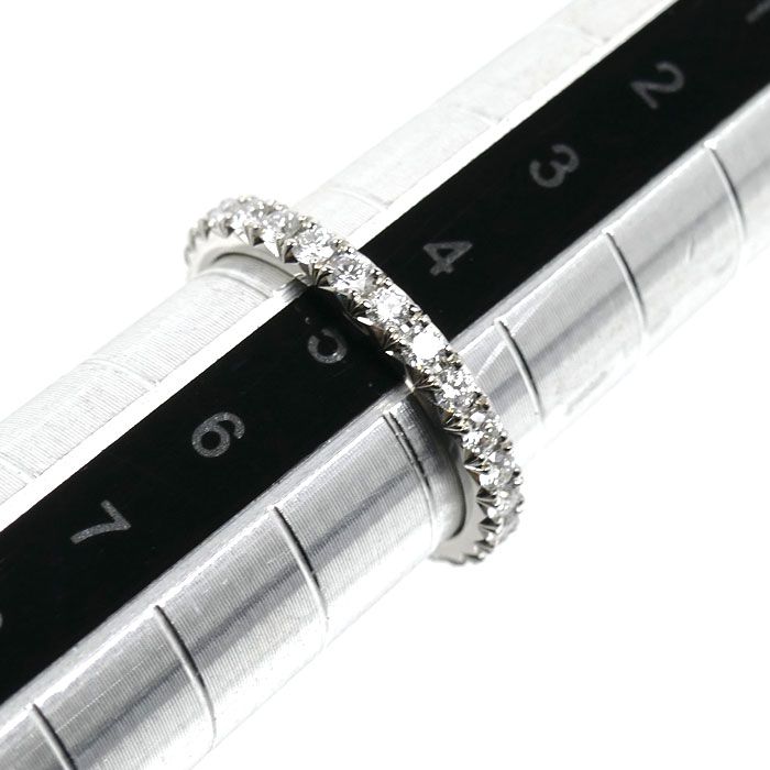 Harry Winston Platinum Brilliant Love Ring Diamond — view 5