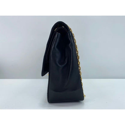 Chanel Shoulder Bag Quilted — view 4