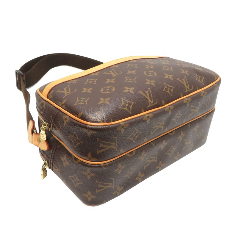 Louis Vuitton Shoulder Bag — view 3