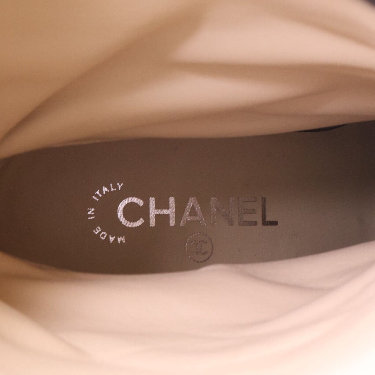 Chanel Gabrielle CC Logo Embroidery Suede Satin Pointed Toe Boots 40.5C — view 7
