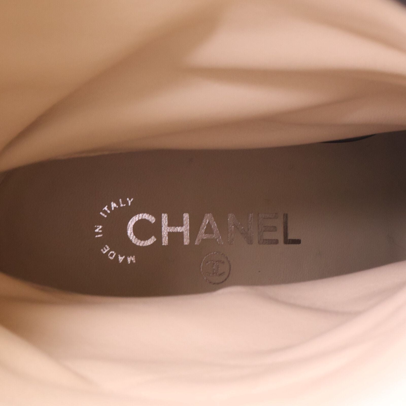 Chanel Gabrielle CC Logo Embroidery Suede Satin Pointed Toe Boots 40.5C — view 7