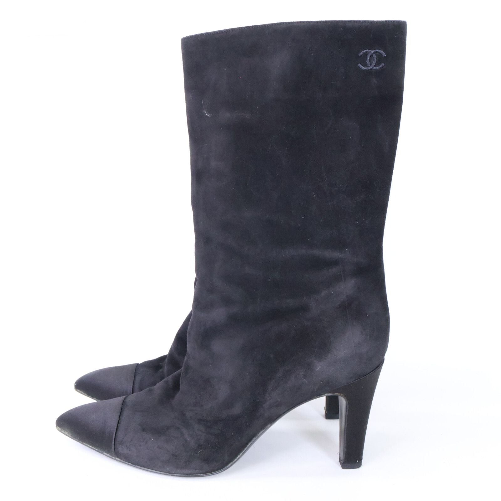 Chanel Gabrielle CC Logo Embroidery Suede Satin Pointed Toe Boots 40.5C — view 2