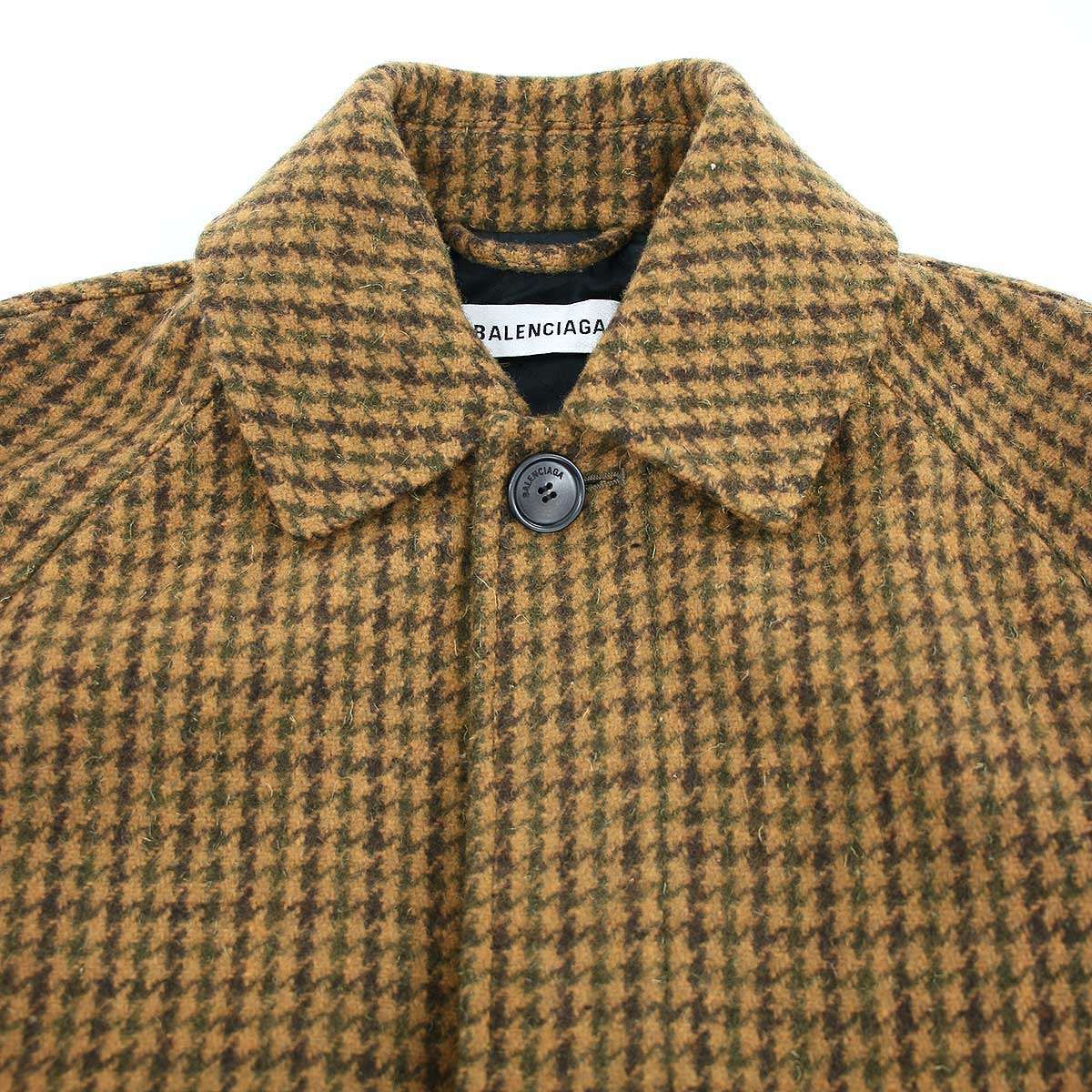 Balenciaga Pre Fall Houndstooth Reflector Trim Over Coat Brown 34 — view 4