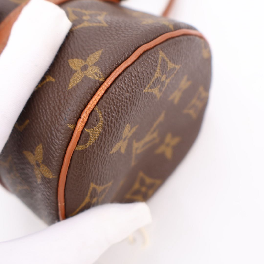 Louis Vuitton Papillon 20 Monogram Vintage Handbag — view 6