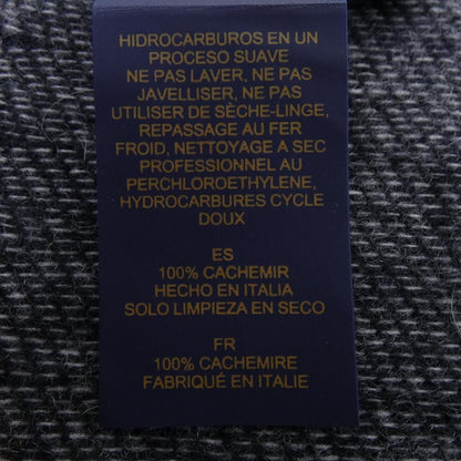 Louis Vuitton Monogram Giant Scarf — view 3