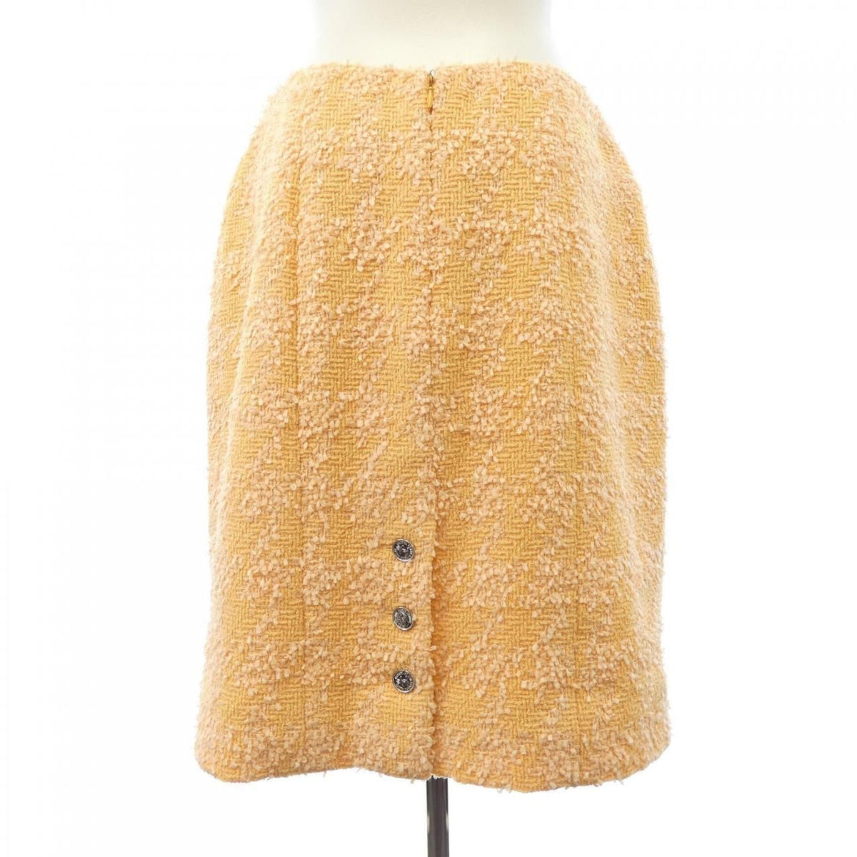 Chanel 96P Vintage Suit Orange — view 4