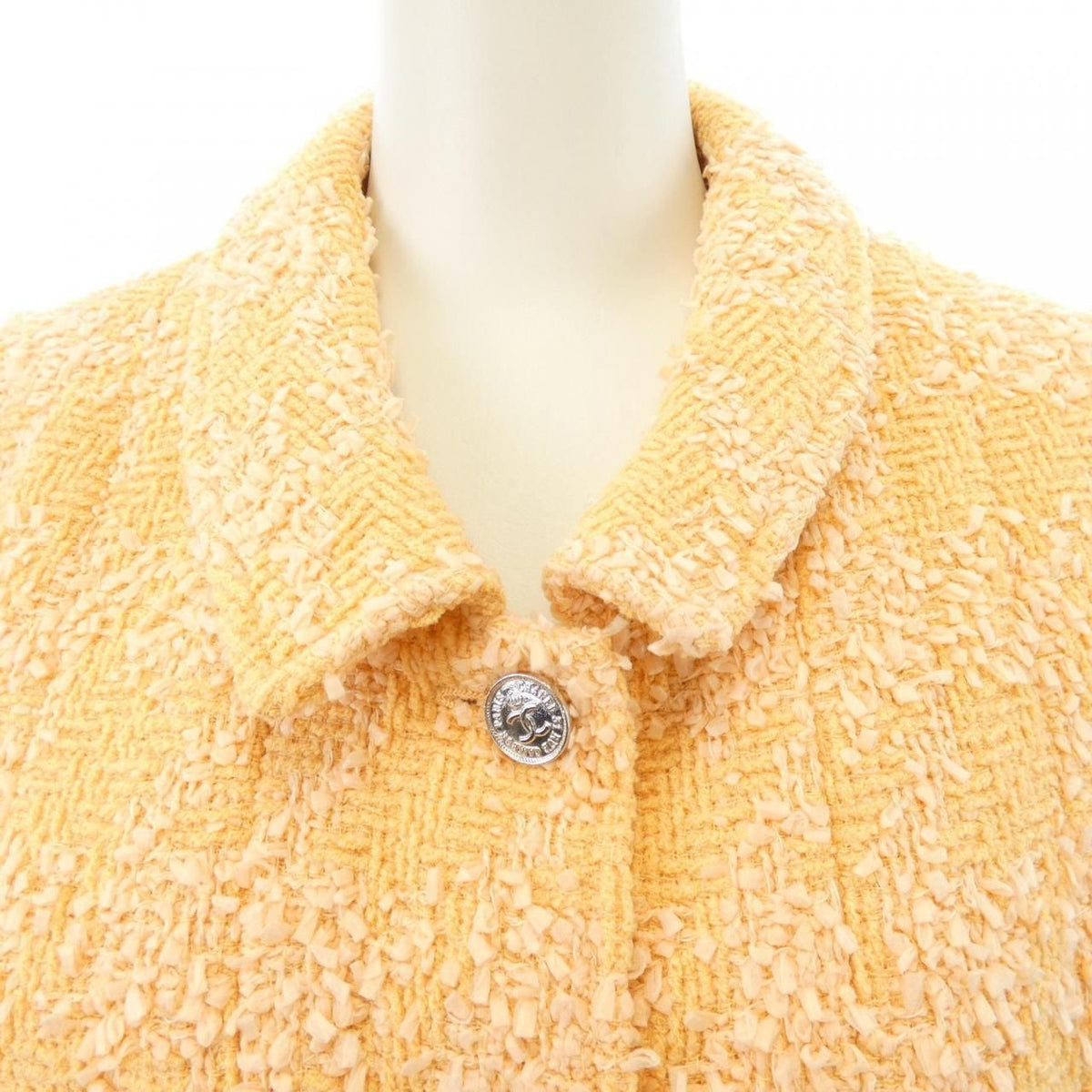 Chanel 96P Vintage Suit Orange — view 7