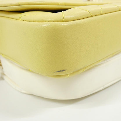 Chanel Shoulder Bag Yellow — view 3