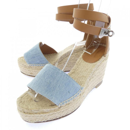 Hermes Tipoli Kelly Buckle Sandals — view 3