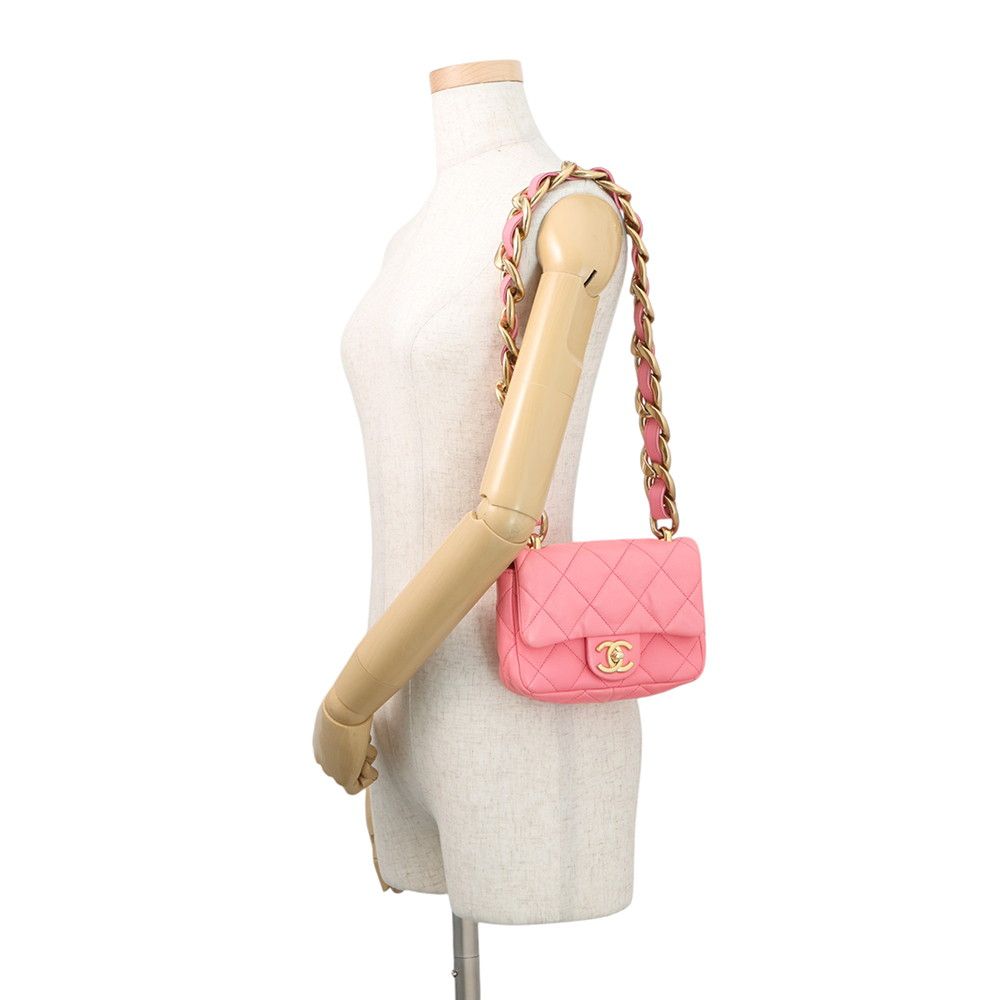 Chanel Chain Shoulder Bag Quilted CC Logo Leather — view 4