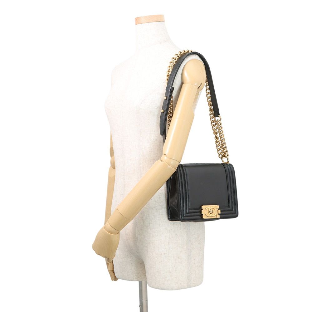 Chanel Chain Shoulder Bag Boy Black — view 4