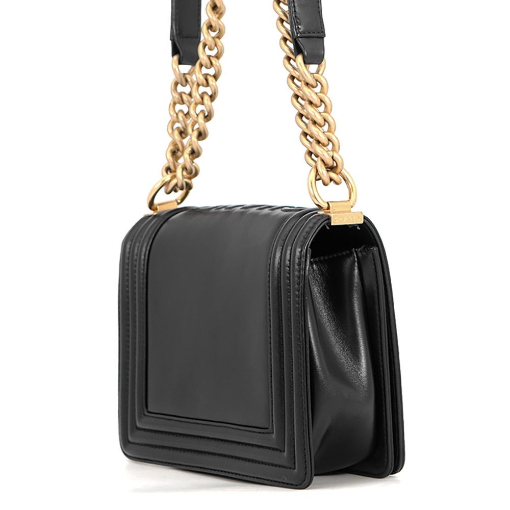 Chanel Chain Shoulder Bag Boy Black — view 2