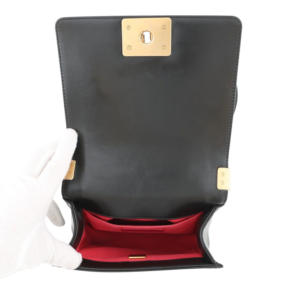 Chanel Chain Shoulder Bag Boy Black — view 6
