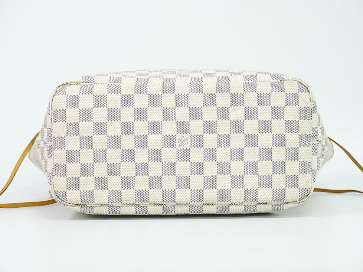 Louis Vuitton LV Vintage Handbag — view 3