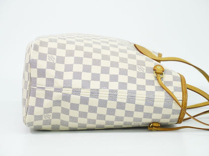 Louis Vuitton LV Vintage Handbag — view 4