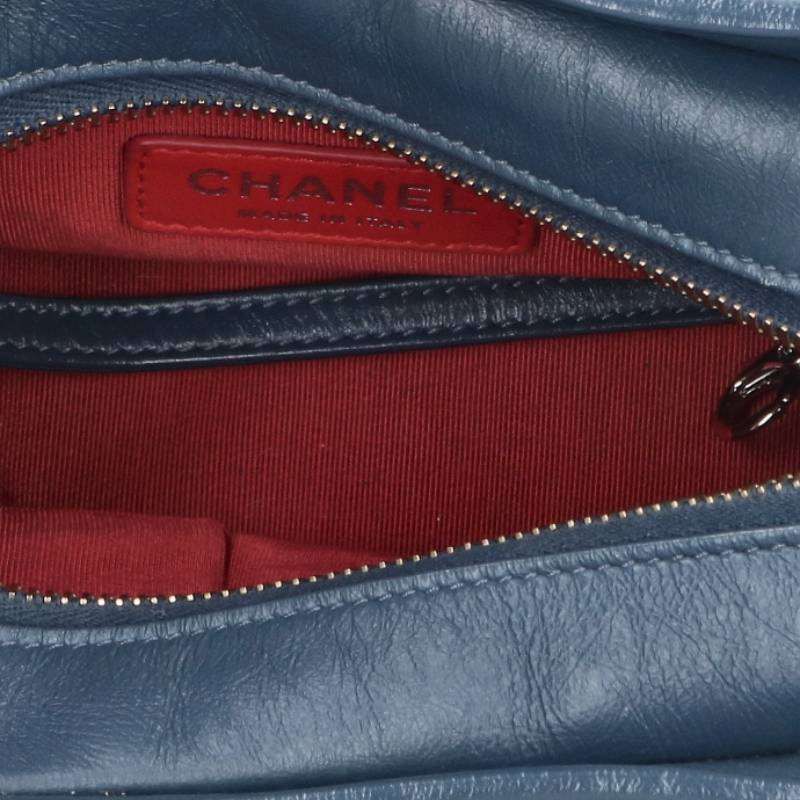 Chanel Gabrielle de Chanel Small Che Blanc Aged Calfskin Chain Hobo Shoulder Bag — view 3
