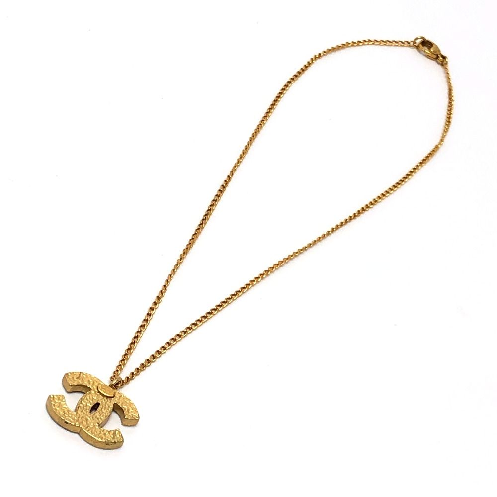 Chanel Necklace CC Logo Rhinestone Metal Gold — view 2