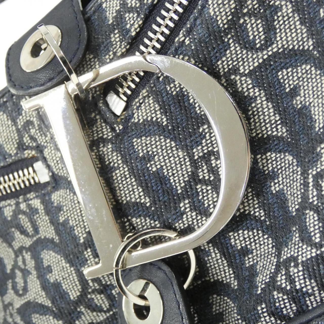 Dior Vintage Shoulder Bag — view 4